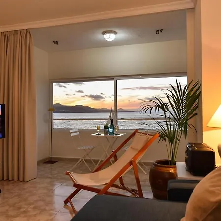 Laila - Las Canteras * Las Palmas de Gran Canaria